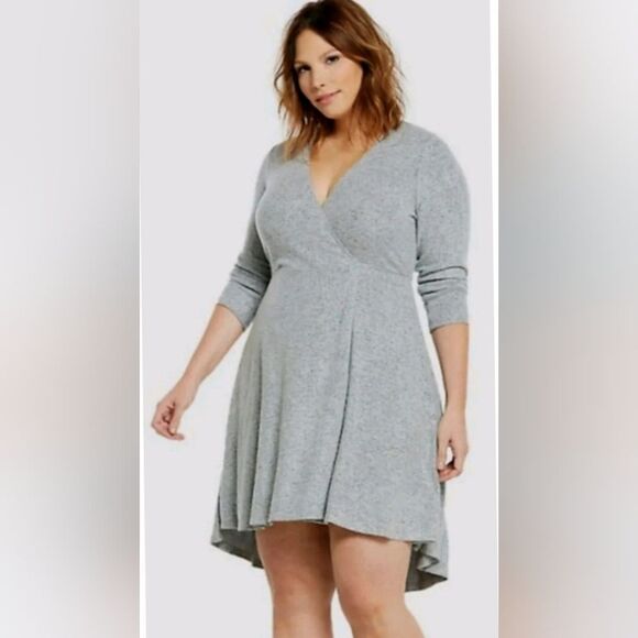 Torrid Faux Wrap Gray Hacci Knit Sweater Dress Plus Size 0X - Picture 2 of 11